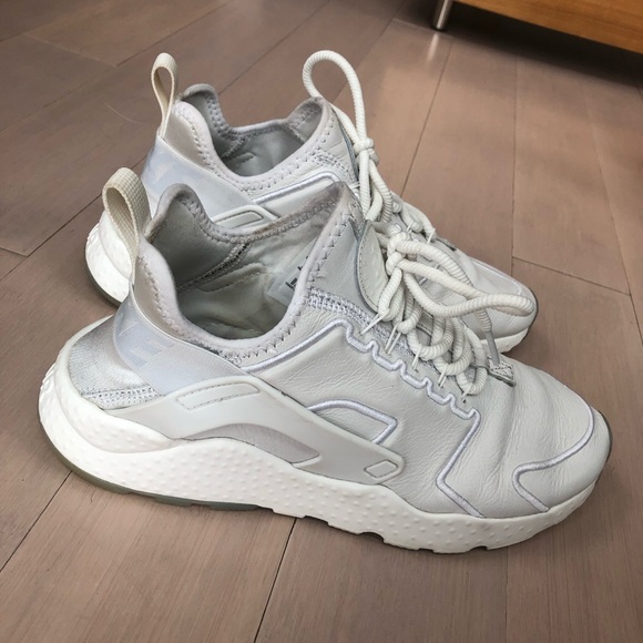 Nike Air Huarache Run Ultra S1 (Women’s) - Picture 3 of 6